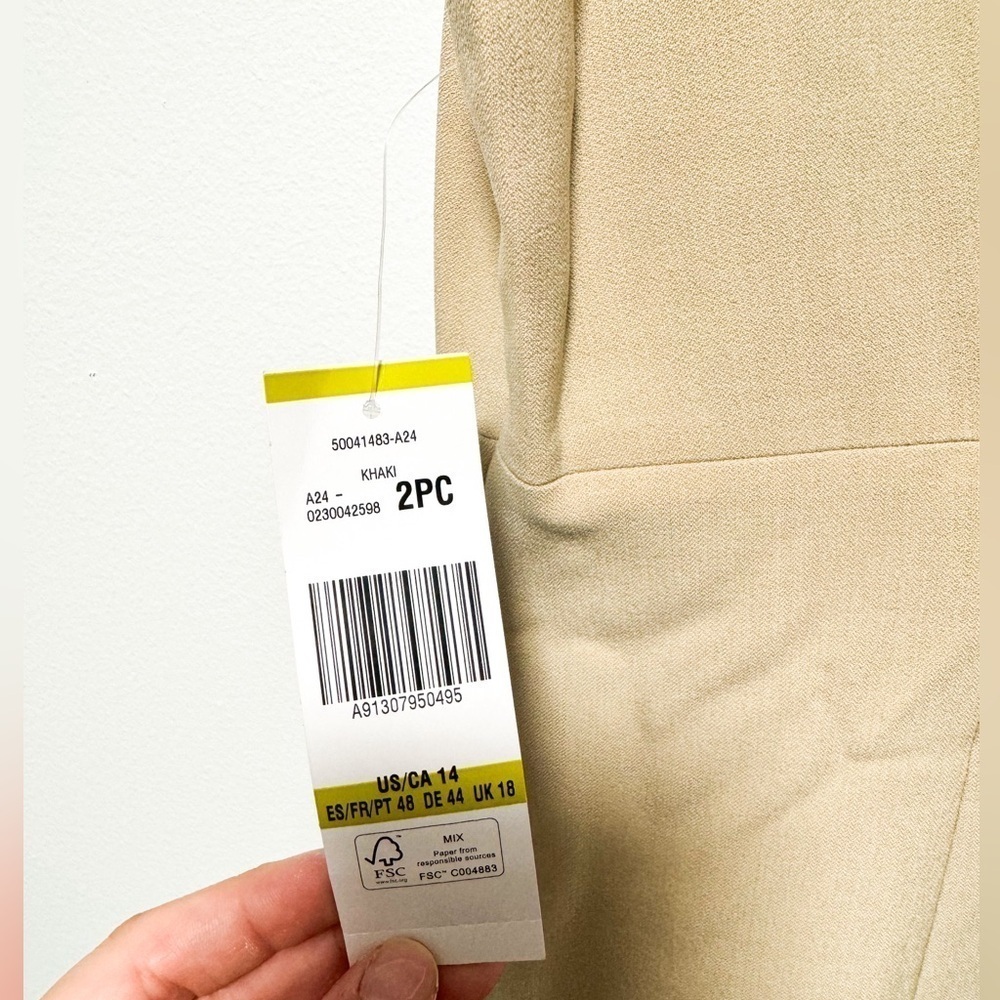 NWT Le Suit Sheath Dress | Open Front Jacket | 2 Piece Set | Size 14 plus | Tan - Picture 10 of 16